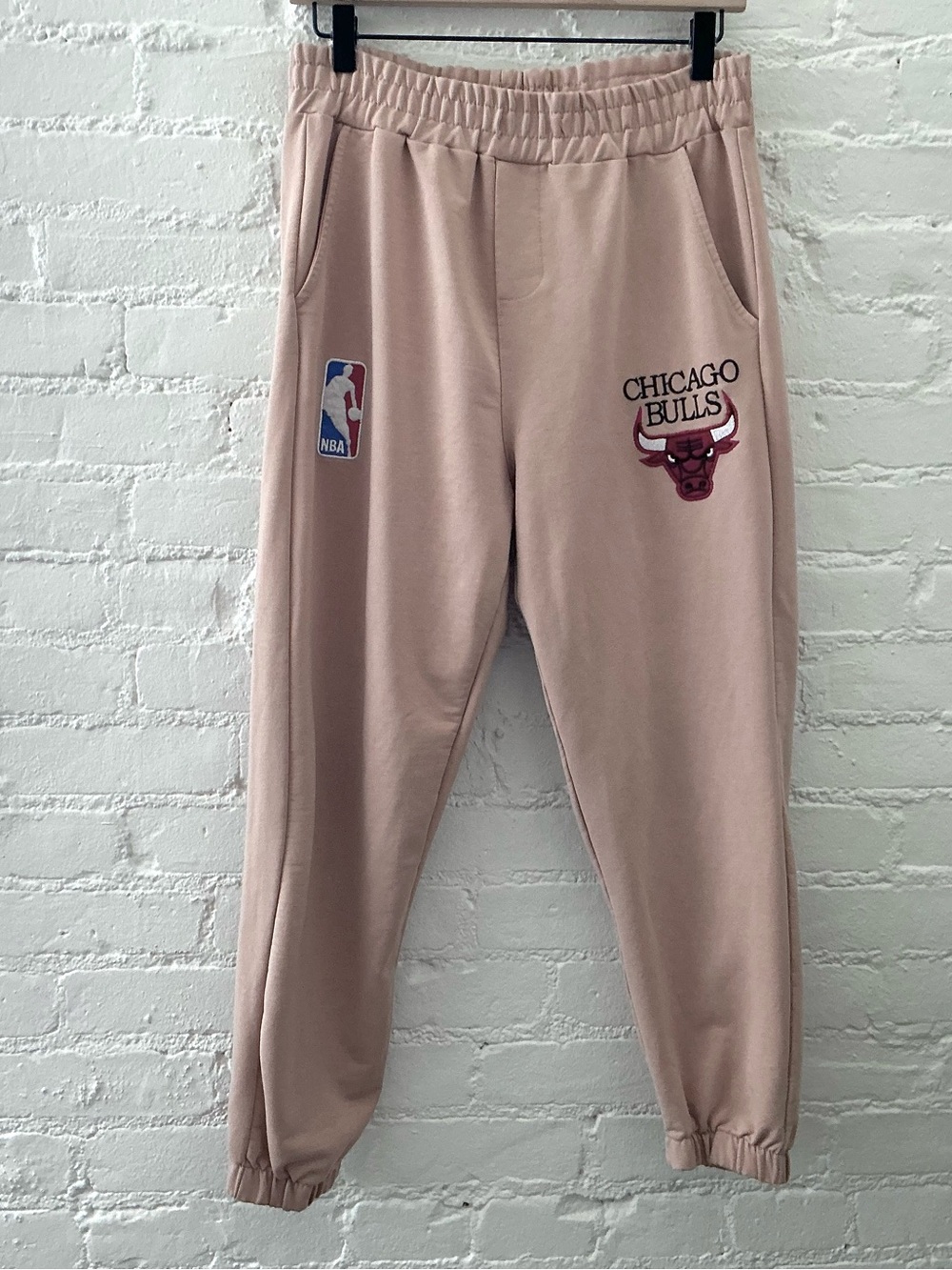 Women’s Chicago Bulls Joggers Embroidered Logo Sweatpants Pockets Size M